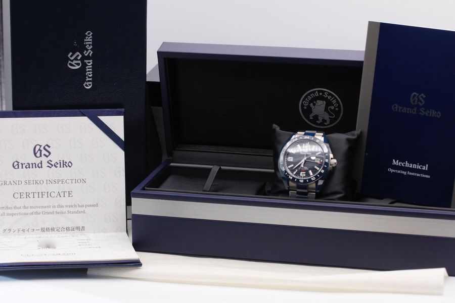 Grand Seiko Hi-Beat 36000 GMT SBGJ233